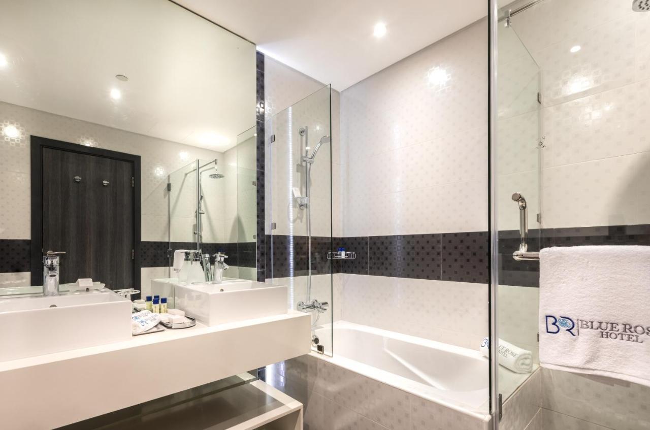 New Blue Rose Hotel Доха Екстериор снимка