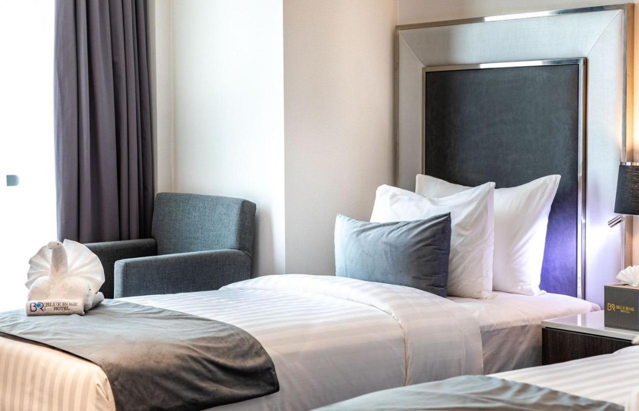 New Blue Rose Hotel Доха Екстериор снимка